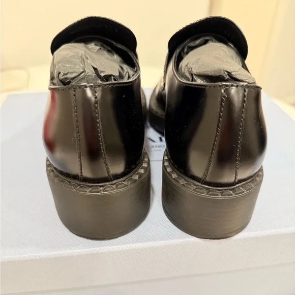 Prada brushed platform loafers black leather - Picture 6 of 11